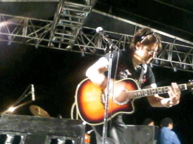 Canelo Kot en el Concierto por la Educación del Zócalo de la Ciudad de México.